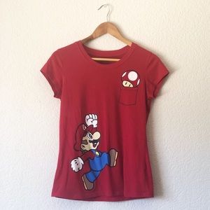Mario Bros red T-shirt size M